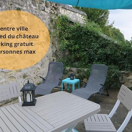 Appartement Des Hirondelles , Au Pied Du Chateau Chinon Exterior photo